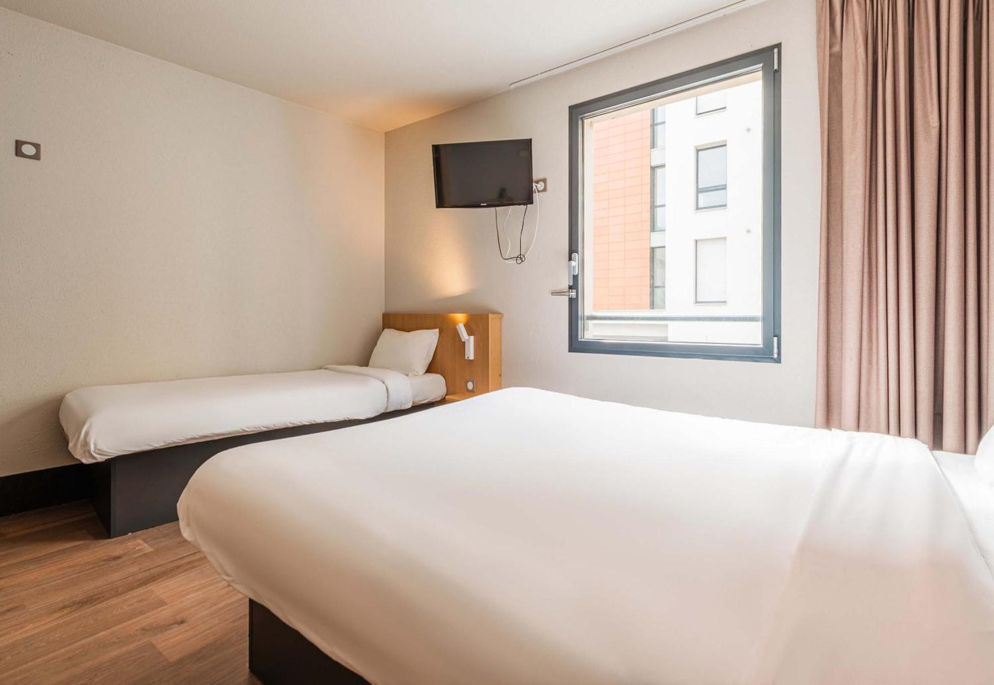 B&B Hotel Mulhouse Centre ภายนอก รูปภาพ