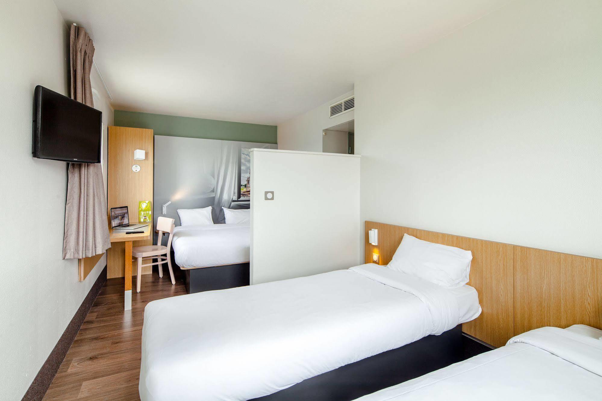 B&B Hotel Mulhouse Centre ภายนอก รูปภาพ